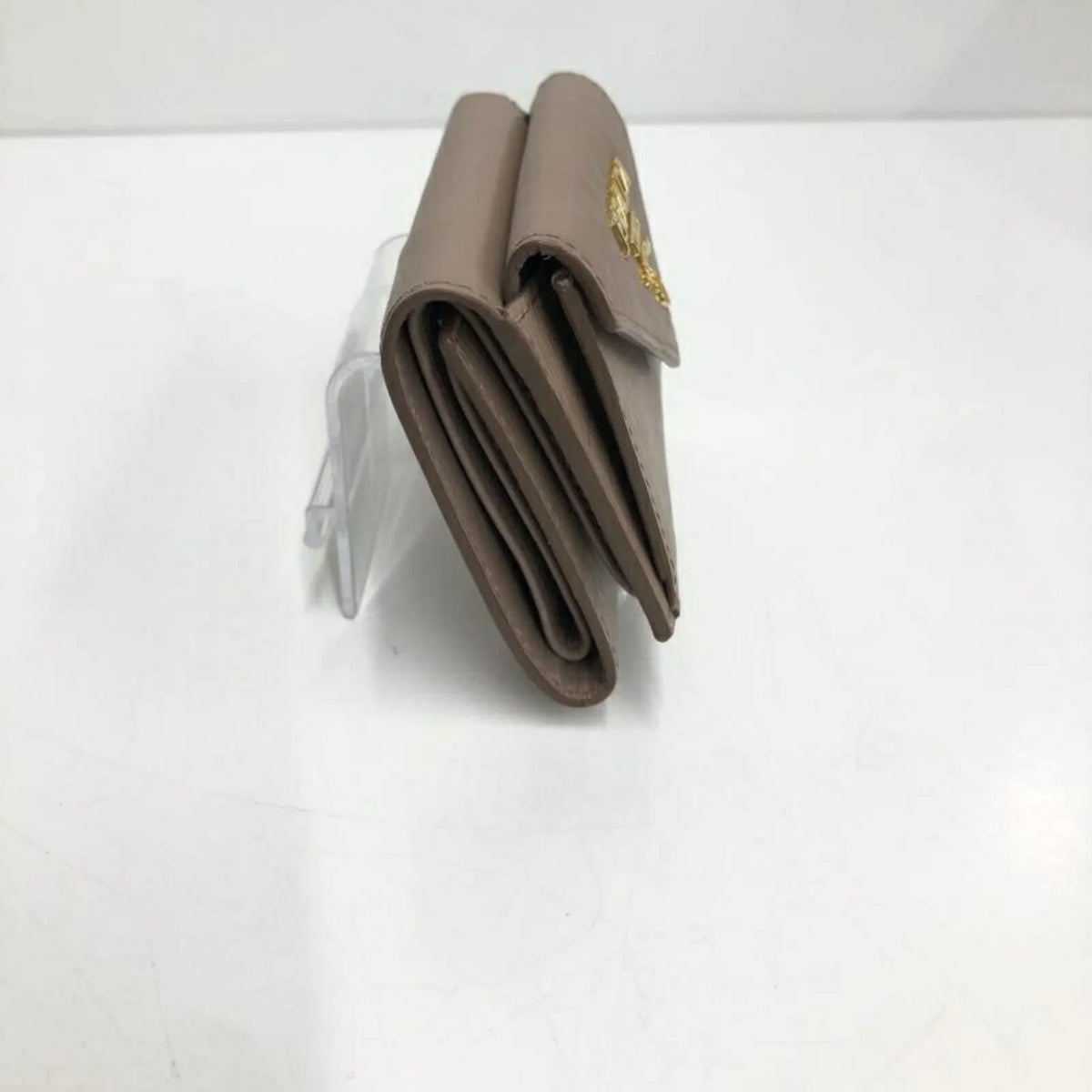 Pre-Owned PRADA Saffiano Metal Oro Long Wallet 1MH021 (Fair)