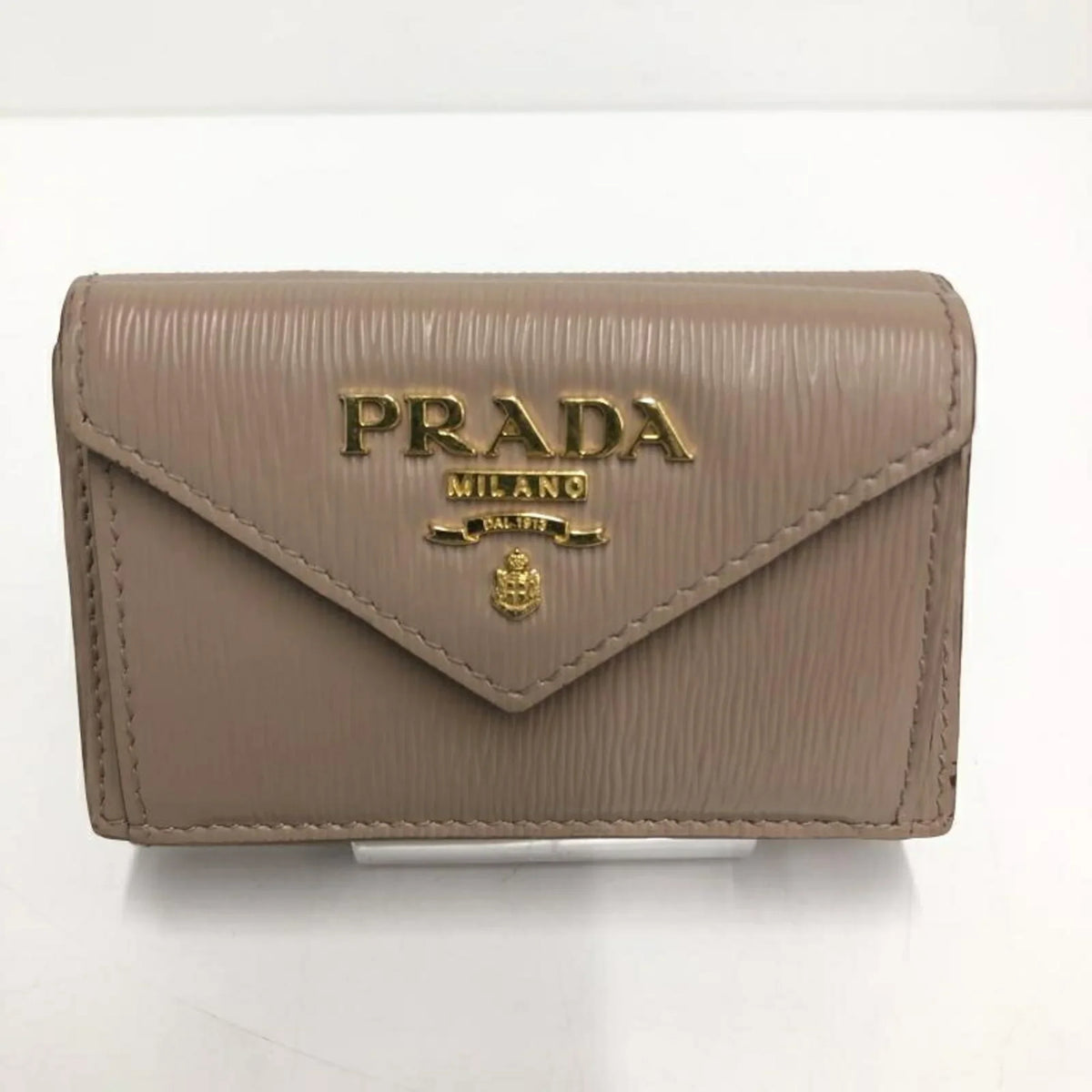 Pre-Owned PRADA Saffiano Metal Oro Long Wallet 1MH021 (Fair)