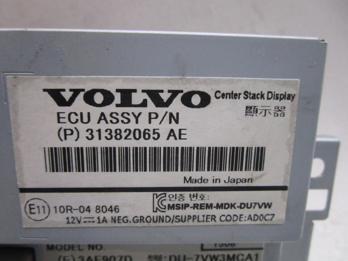 Pre-Owned 2016 16 Volvo XC60 7 Information Display Monitor 31382065AE OEM LKQ (Good)